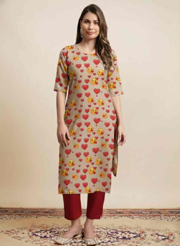 Women Floral Printed Regular Kurta with Trousers